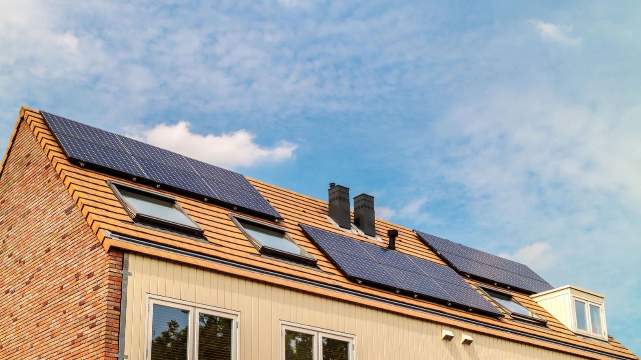 Zonnepanelen op dak woning