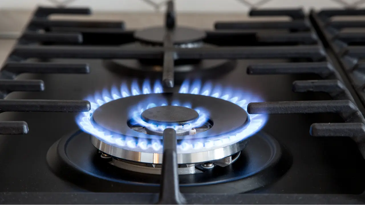 Gaspit gasfornuis blauw vuur