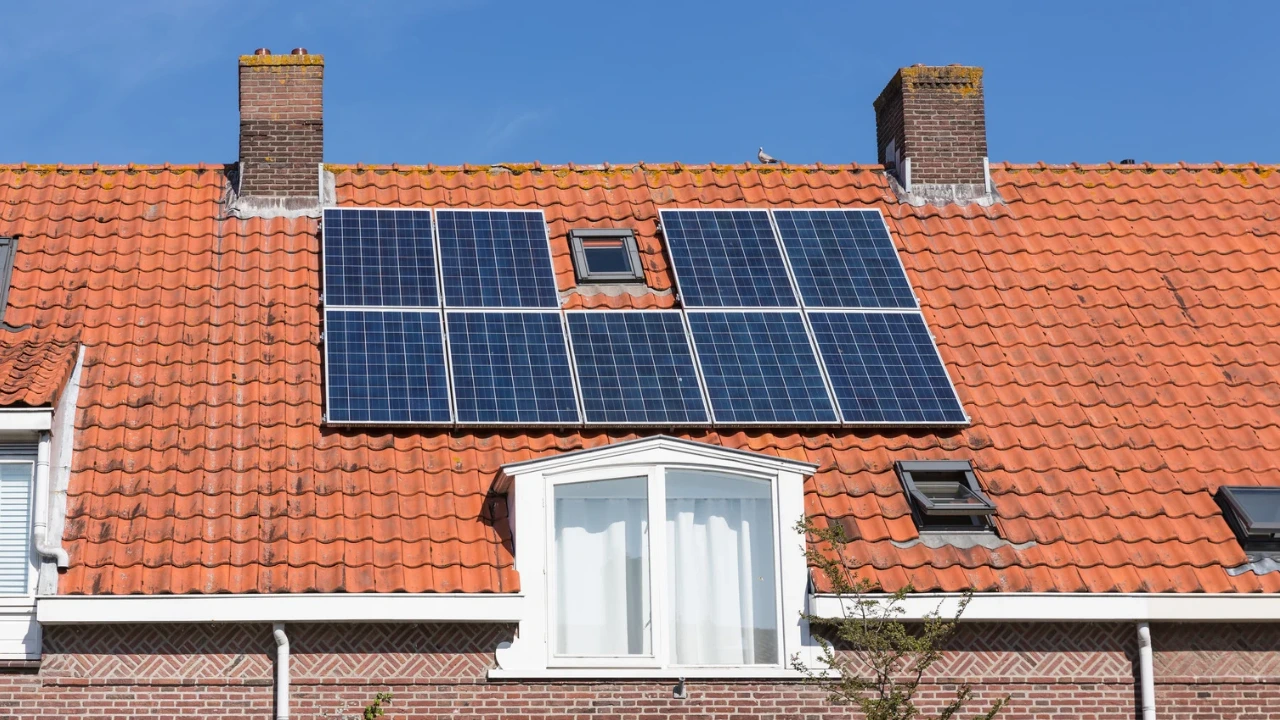 Zonnepanelen op Nederlands dak