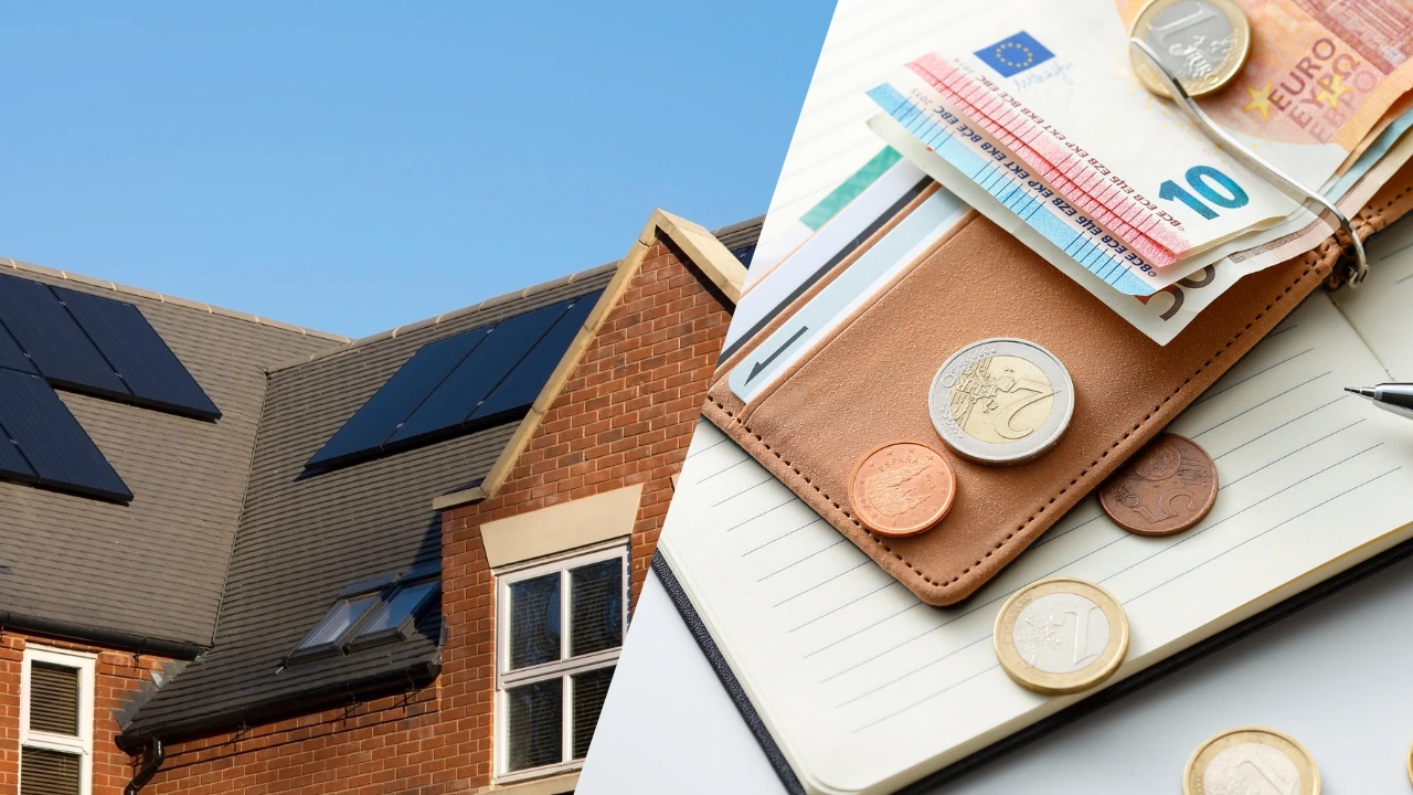 Zonnepanelen op een dak en portemonnee met euro's