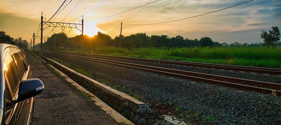 Tweede Kamer stelt verhoging brandstofaccijns uit en houdt prijs treinkaartjes gelijk